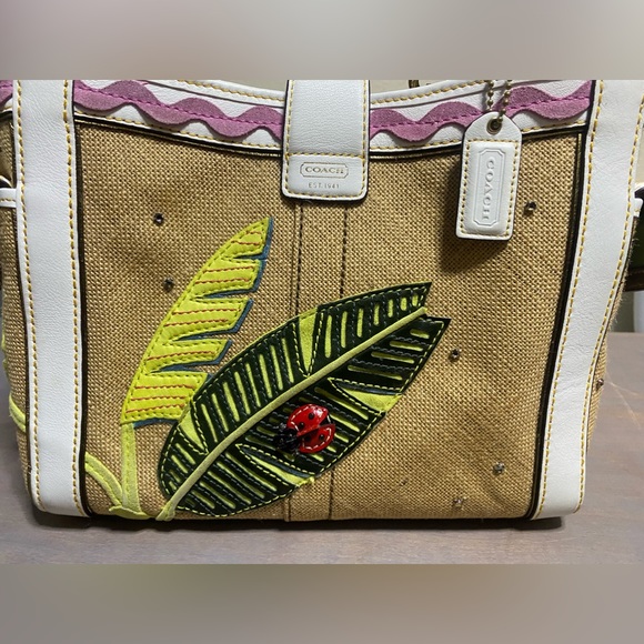 Coach ladybug Hampton handbag, tote, limited edition 4439 - Picture 5 of 15